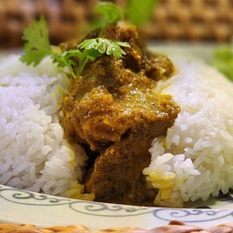 ข้าวหมูอบตะไคร้สารภี