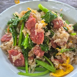 ข้าวผัดแหนมพริกสด