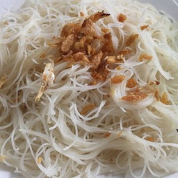 เส้นหมี่ลวก