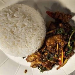 ข้าวราดผัดฉ่าไก่