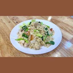 Fried Rice with Pork or Chicken ข้าวผัดหมู or ไก่