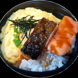 Grilled salmon n' rice with creamy omelet