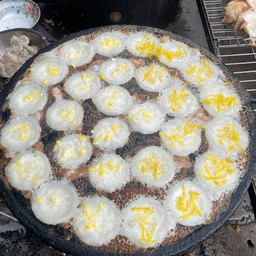 ขนมครก รวมมิตร จุกๆ เลือกเลย 2 ไส้ค่ะ