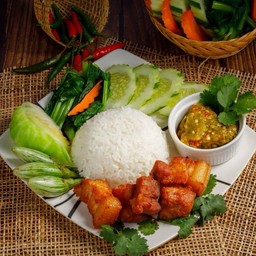 หมูทอดน้ำพริกหนุ่ม