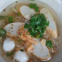 ก๋วยเตี๋ยวน้ำใส