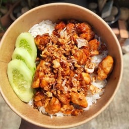ไก่กระเทียม(สันในไก่)