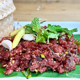 ก้อยเนื้อดิบ