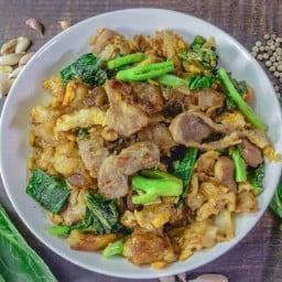 กินเส้น (สุกี้ ราดหน้า ผัดซีอิ้ว) Eat Noodles