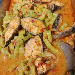 แกงมะระปลาดุก + ข้าว