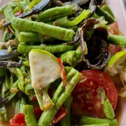 Long Bean Thai Spicy Salad