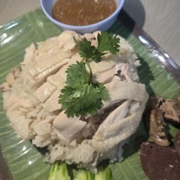 ข้าวมันไก่อาม่า