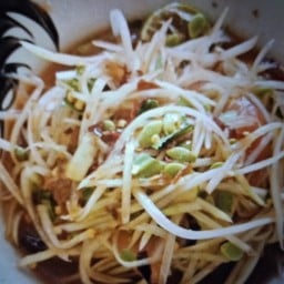 ตำลาว