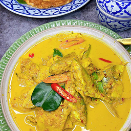 แกงกะทิปลาทูสด