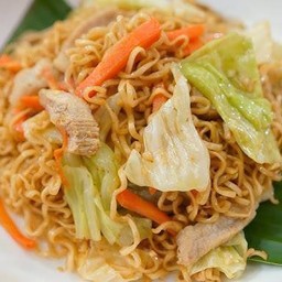 มาม่าผัด