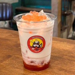 นมสดสตอวเบอรี่