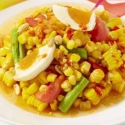 ตำข้าวโพดไข่เค็ม(อีสานพาเพลิน)