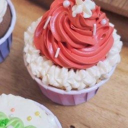 คริสมาสต์ทรี - คัพเค้ก สีแดง