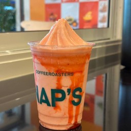 strawberry smoothie yogurt