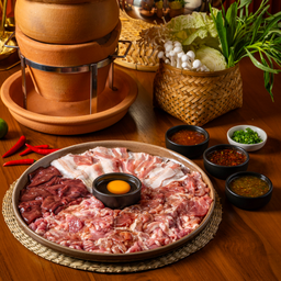 ชุดหมูจุ่มใหญ่พร้อมชุดผัก L size Pork hot pot  with vegetable set