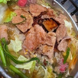 บะหมี่เกี๊ยว  อิ่มคุ้ม เซเว่น