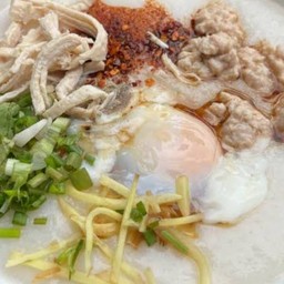โจ๊กไก่สับ หรือไก่ฉีก