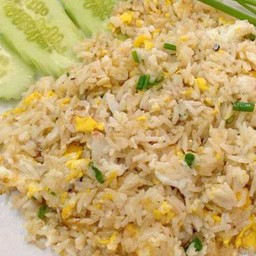ข้าวผัดปู