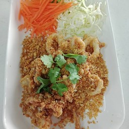 ปลาหมึกทอดกระเทียม