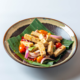 ยำหมูยอ Spicy Salad With Thai Sausage