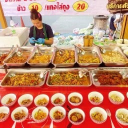 เจ๊โน่ ข้าวแกง10บาท (ข้าวเติมไม่อั้น) รังสิต