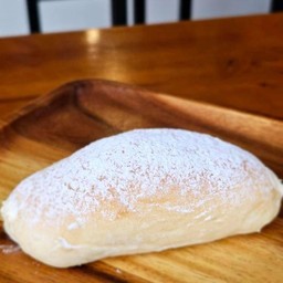 ปังครีมนมโส๊ดดดนิวซีแลนด์ - เนื้อเนียนนุ่ม ครีมทำเอง