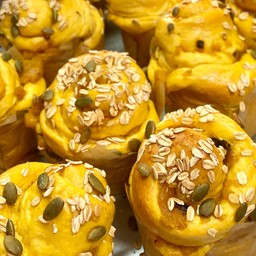 Golden pumpkin ฟักทอง (ชิ้น)