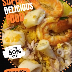 ราชาข้าวผัดทะเลทรงเครื่อง (กลาง)