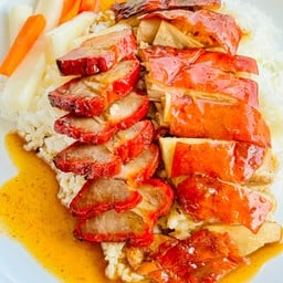 ข้าวหน้าเป็ดย่าง-หมูแดง