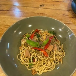 สปาเก๊ตตี้ขีเมาแฮม