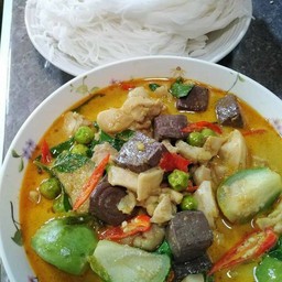 ขนมจีนแกงเขียวหวาน
