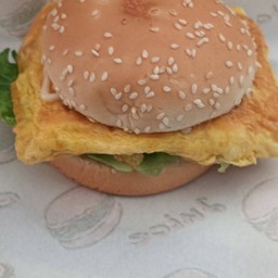 เบอร์เกอร์ไข่เจียว