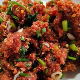 ก้อยเนื้อ