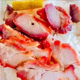 ข้าวหน้าหมูแดง