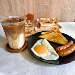 The Beluga House (Home Cafe) (ไม่ใช้ครีมเทียมและคอฟฟี่เมท)