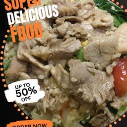 ราชาข้าวผัดหมูชิ้นทรงเครื่อง (จัมโบ้)