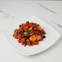 ไก่ผัดเม็ดมะม่วงหิมพานต์