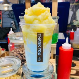 สับปะรดสมูทตี้โยเกิร์ต