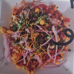 แป้งยอด ยำใส่หอม ใส่โยเกิร์ต ราดซอสมะขาม