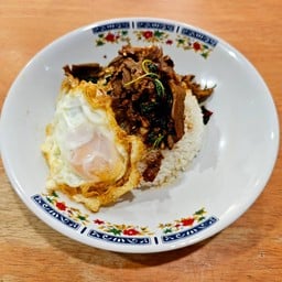 ข้าวกะเพราเป็ด + ไข่ดาว