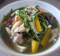 แกงเห็ดรวม