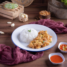 ข้าวไข่เจียวต้นหอมไก่สับ