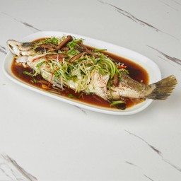 ปลากระพงนึ่งซีอิ๊ว