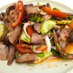 ยำหมูย่าง