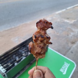 หมูกรอบเน้นๆ อาหารตามสั่ง หมูกรอบ