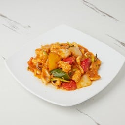 ปลาหมึกผัดไข่แดง